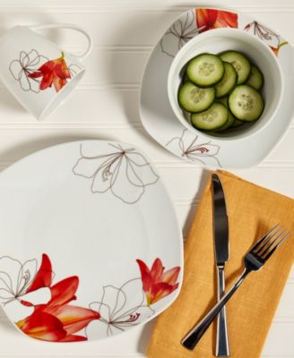 Lily 16 Pc. Dinnerware Set, Service for 4