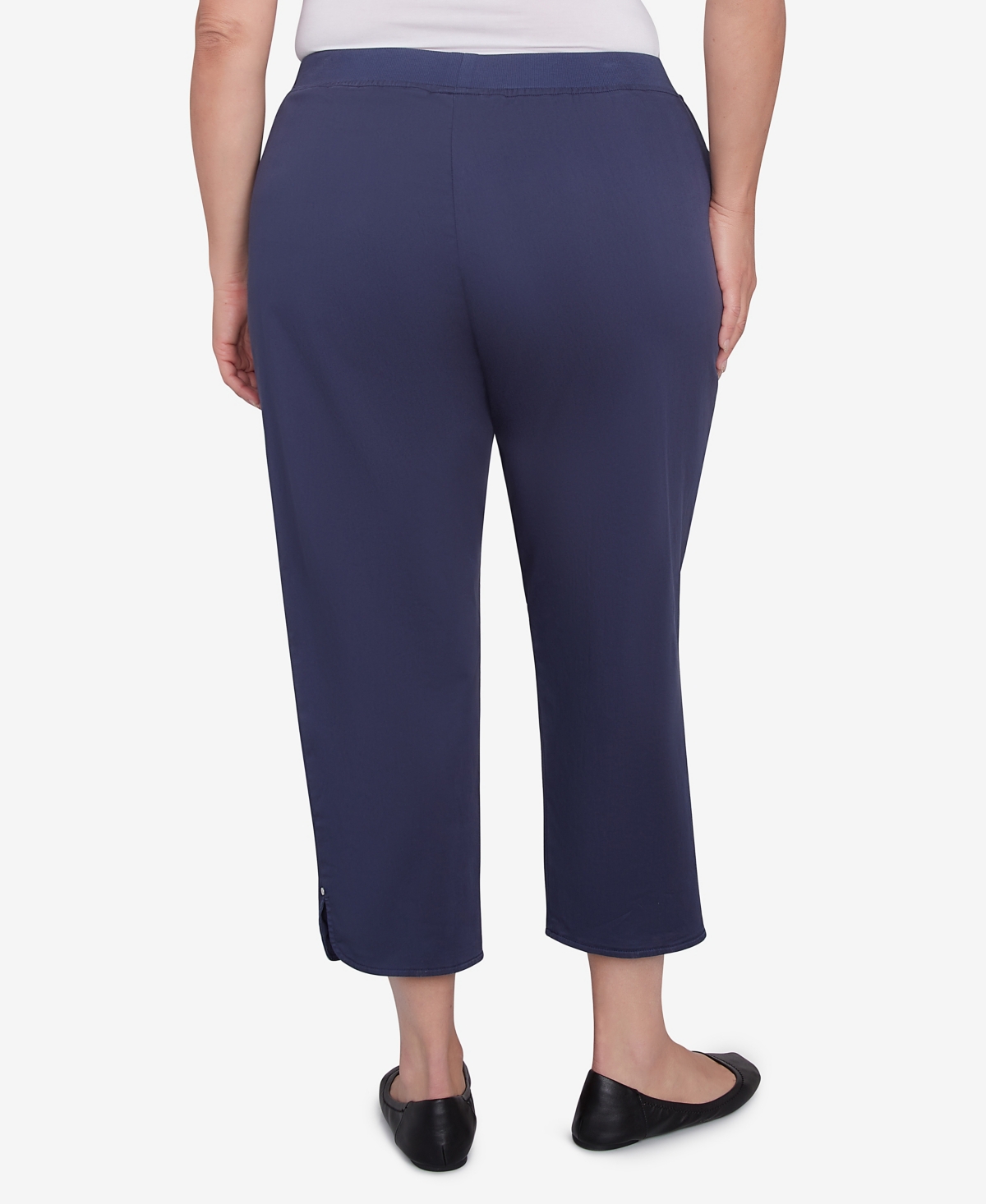 Alfred Dunner Plus Size Parrot Cay Novelty Cuff Tummy Control Capris Pants In Marine Blue