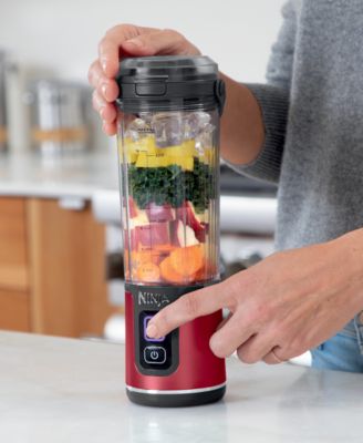 Blast™ 18oz. Portable Blender & Accessories – Metallic Red