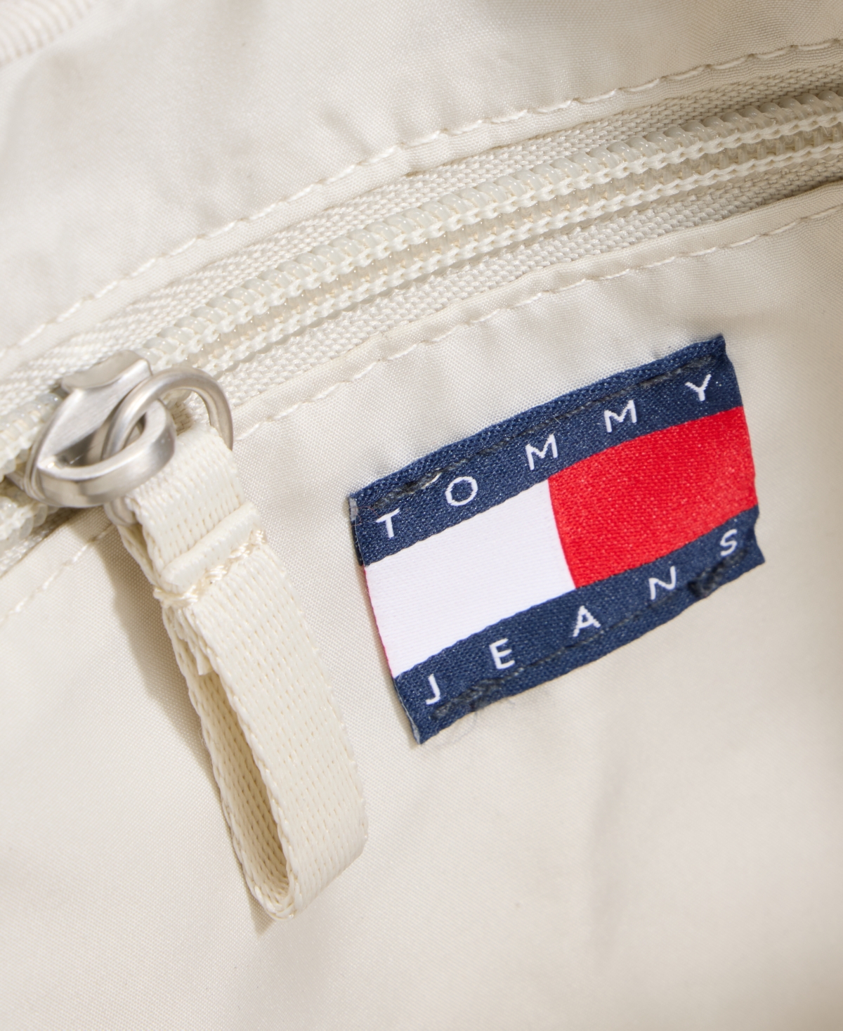 Tommy Hilfiger Men's Tommy Jeans Retro Reporter Bag In Relic Tan