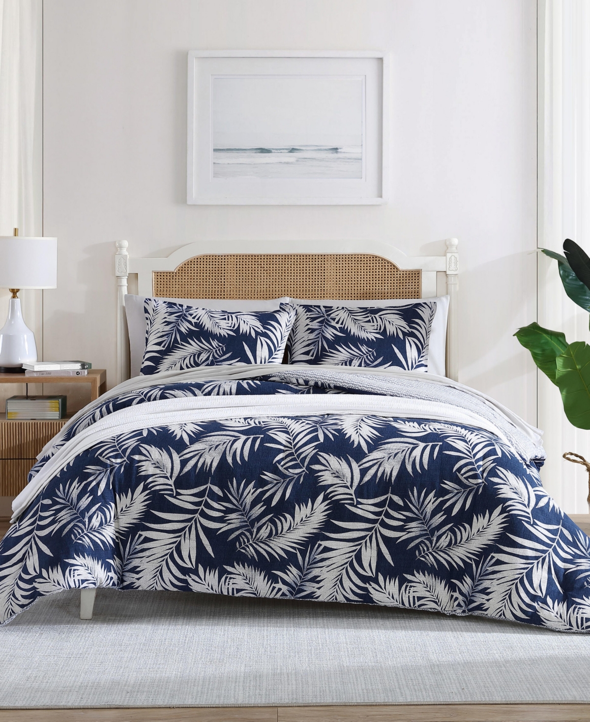 Nautica Marina Leaf Reversible 2-pc. Comforter Set, Twin In Navy,white