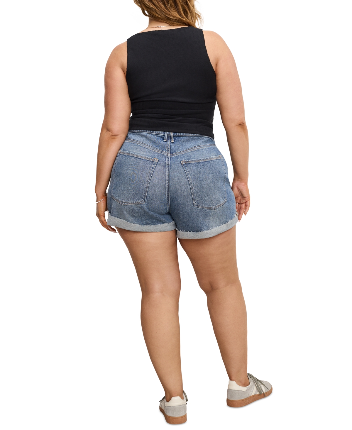 Shop Good American Women's Good Girlfriend Shorts In Indigo575