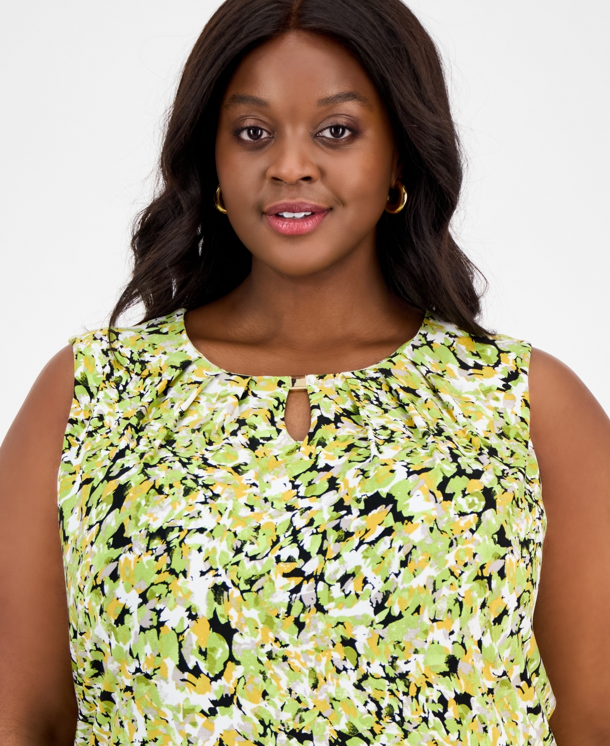 Kasper Plus Size Printed Sleeveless Keyhole Blouse In Kiwi Multi
