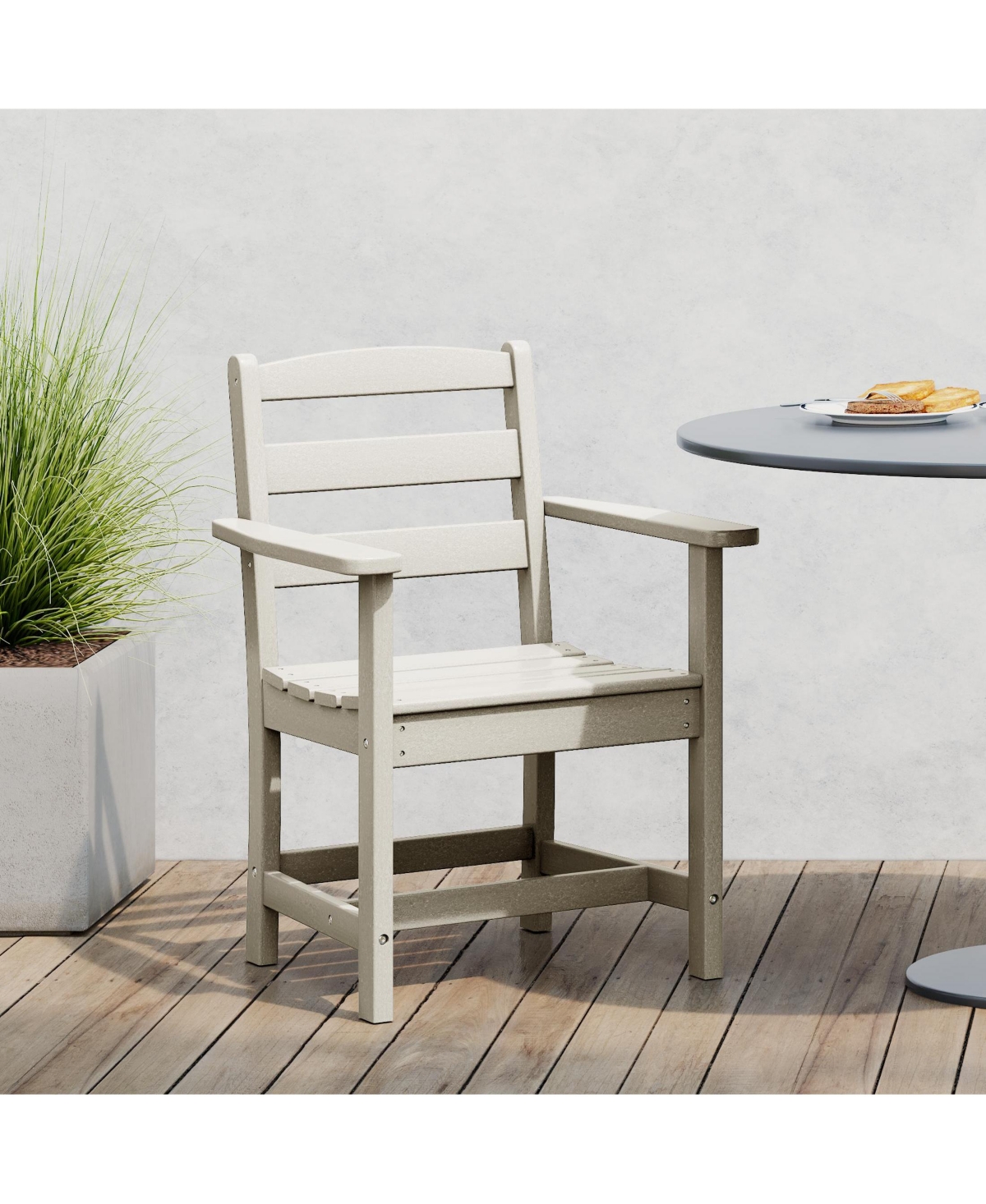 Outdoor Hdpe Patio Classic Dining Arm Chair