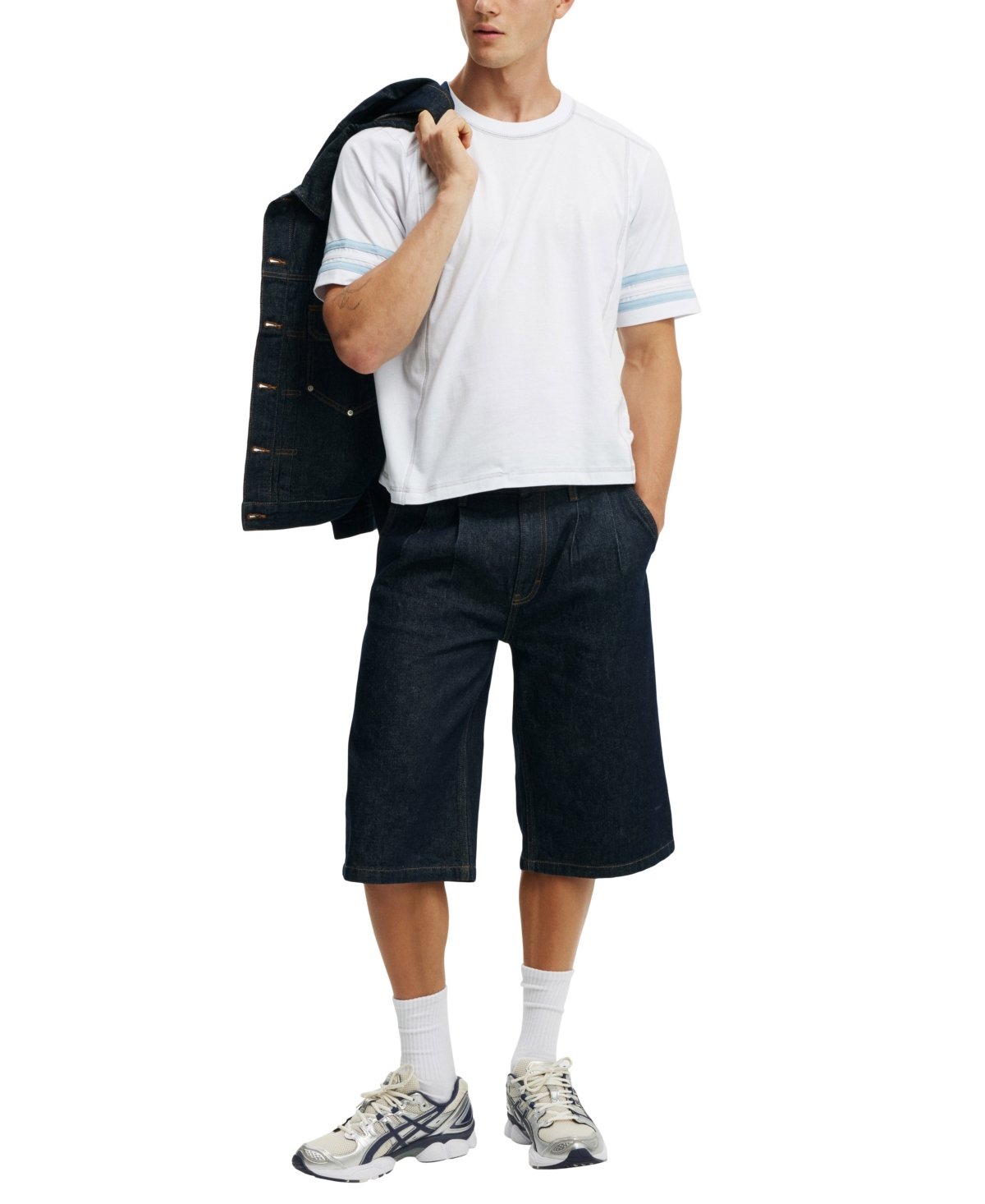 COTTON ON MEN'S CROPPED FIT PANEL T-SHIRT 