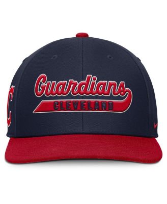 Men's Navy/Red Cleveland Guardians Pro Performance Snapback Hat