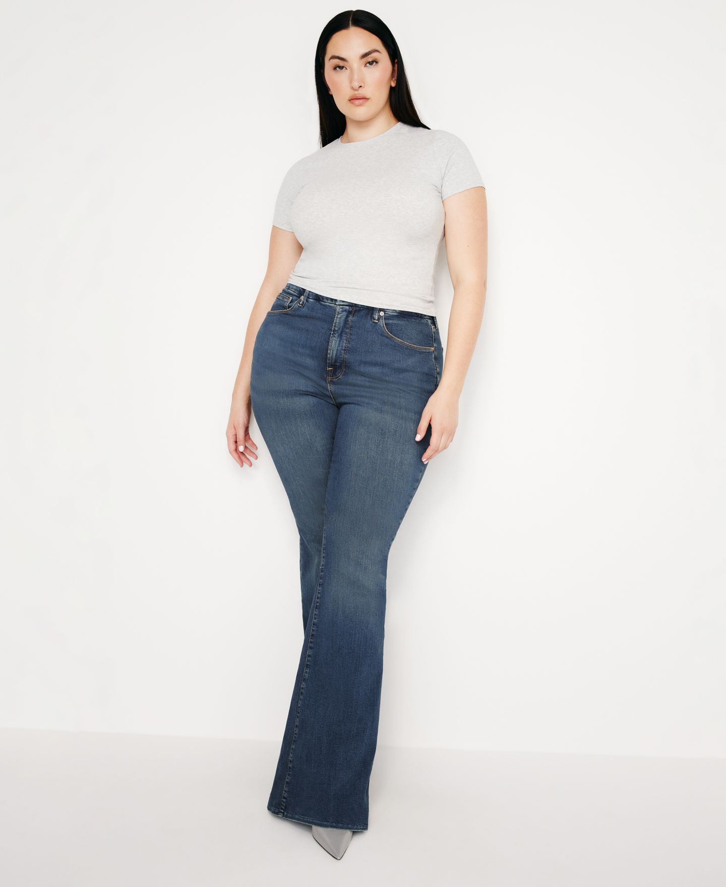 Женские джинсы Good American Good Legs Flare Jeans, Regular & Plus Size, цвет: Синий — фото 17