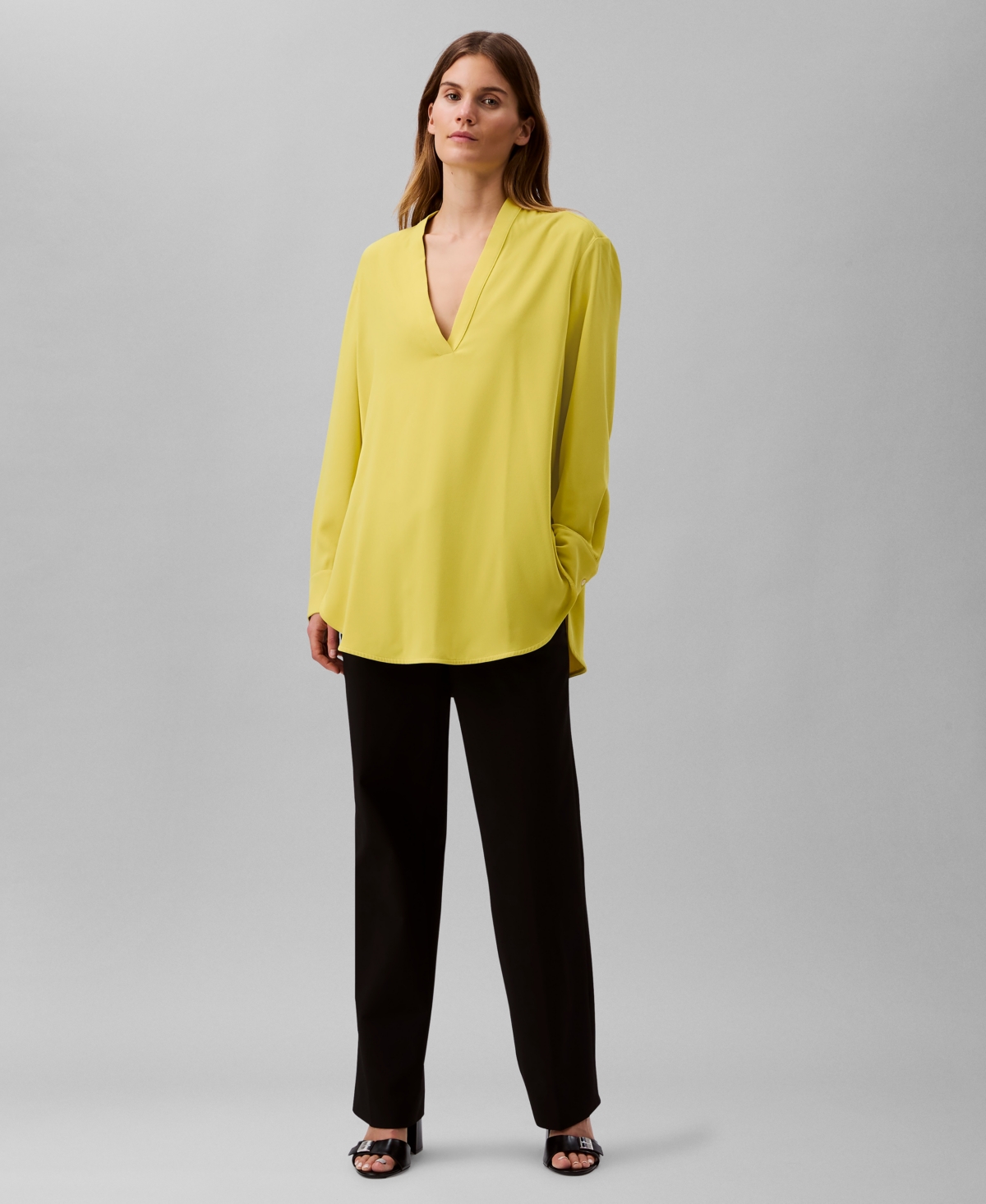 Calvin Klein Women's Relaxed V-neck Popover Tunic In Warm Olive