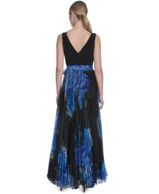 Women's Mixed-Media V-Neck Sleeveless Pleated Gown