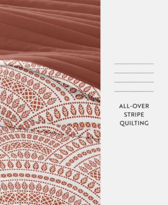Scallop Reversible 3-Pc. Lightweight Quilt Set, Full/Queen