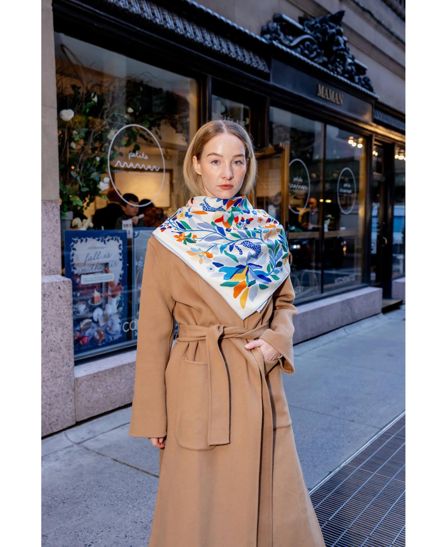 Женский шарф Jessie Zhao New York Double Sided Wool Silk Scarf Of Day Jungle Reverie, цвет: Синий / Белый — фото 3