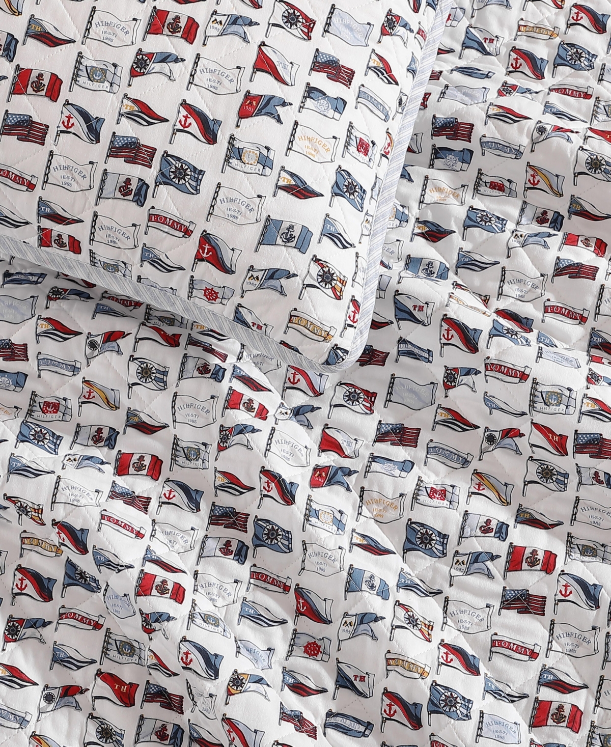 Tommy Hilfiger 136 Thread Count Boating Flags Cotton Reversible Quilt Set In White,pale Blue,red