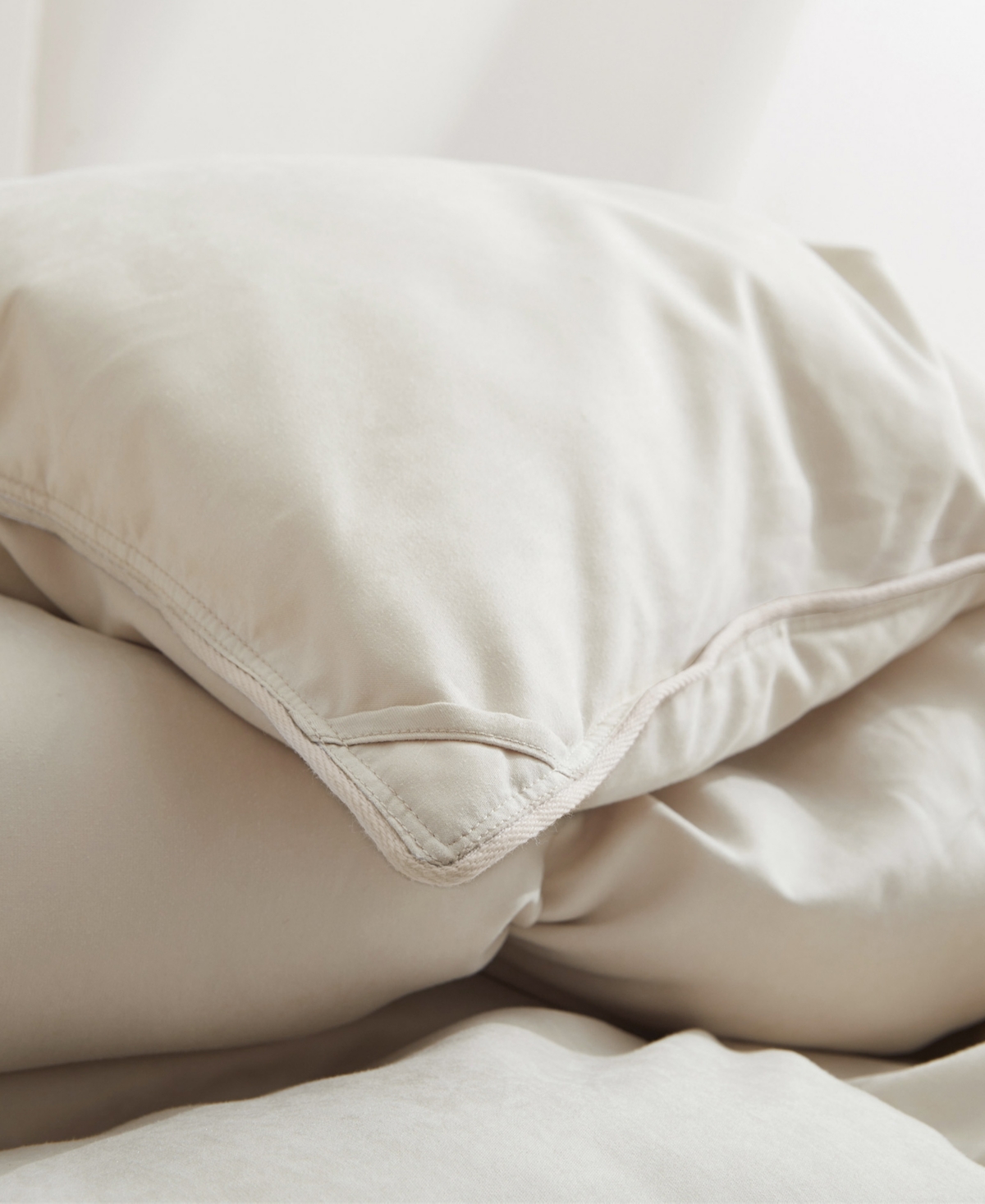 Unikome Heavyweight Goose Down Fiber Comforter, California King In Neutral