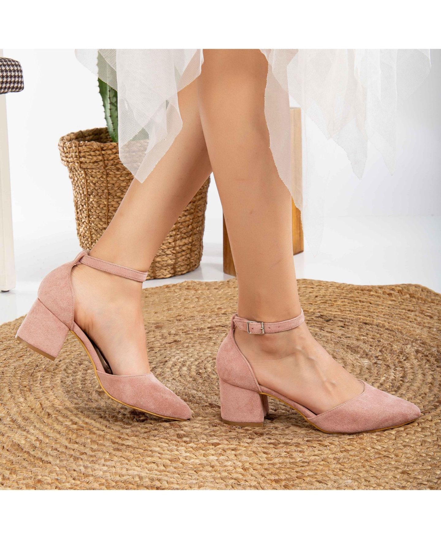 Женские туфли Forever & Always Shoes Marcelle Low Block Heel Pumps, цвет: Розовый искусственный замшевый — фото 2