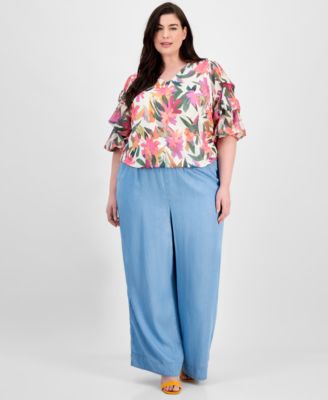 Plus Size Printed V-Neck Bubble Blouse