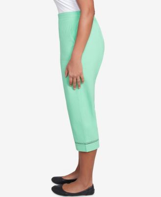 Rise & Shine Lace Dotted Trim Capri