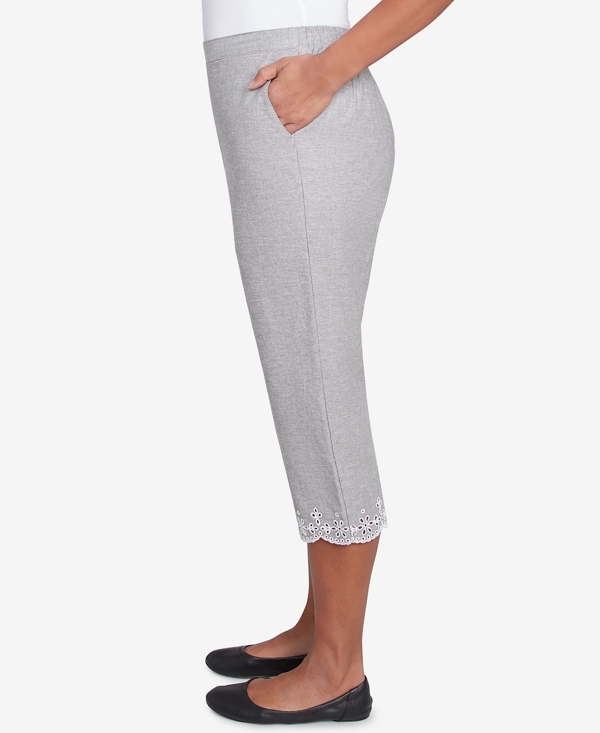 Alfred Dunner Petite Crystal Springs Eyelet Embroidered Capri Pants In Gray