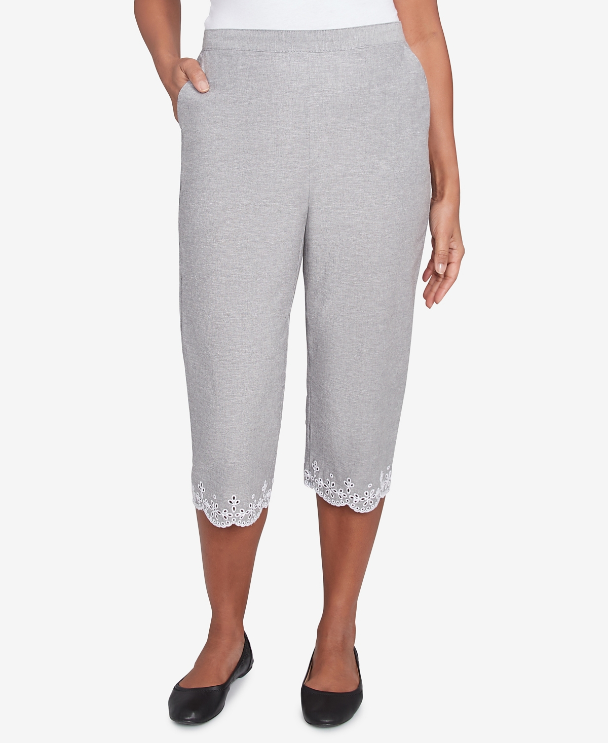 Alfred Dunner Petite Crystal Springs Eyelet Embroidered Capri Pants In Gray
