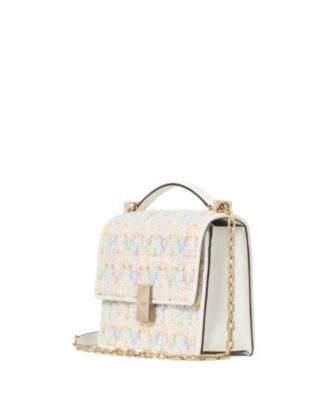 トップス maison de Dolce candy tweed vest/white RUNWAY LOOK 39 – Candy pink tweed open vest with jewelry