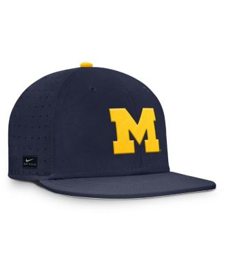 Men's Navy Michigan Wolverines On-Field Dugout True Performance Fitted Hat