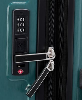 WalkAbout 7 Medium Check-in Spinner