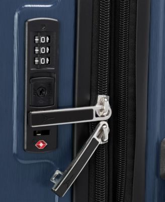 WalkAbout 7 Medium Check-in Spinner