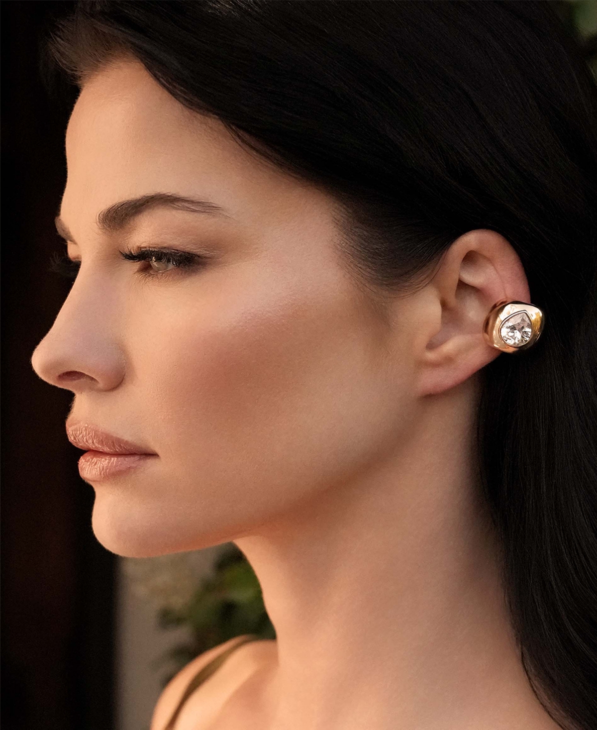 Ettika Brilliant Sparkle Single Ear Cuff In Gold
