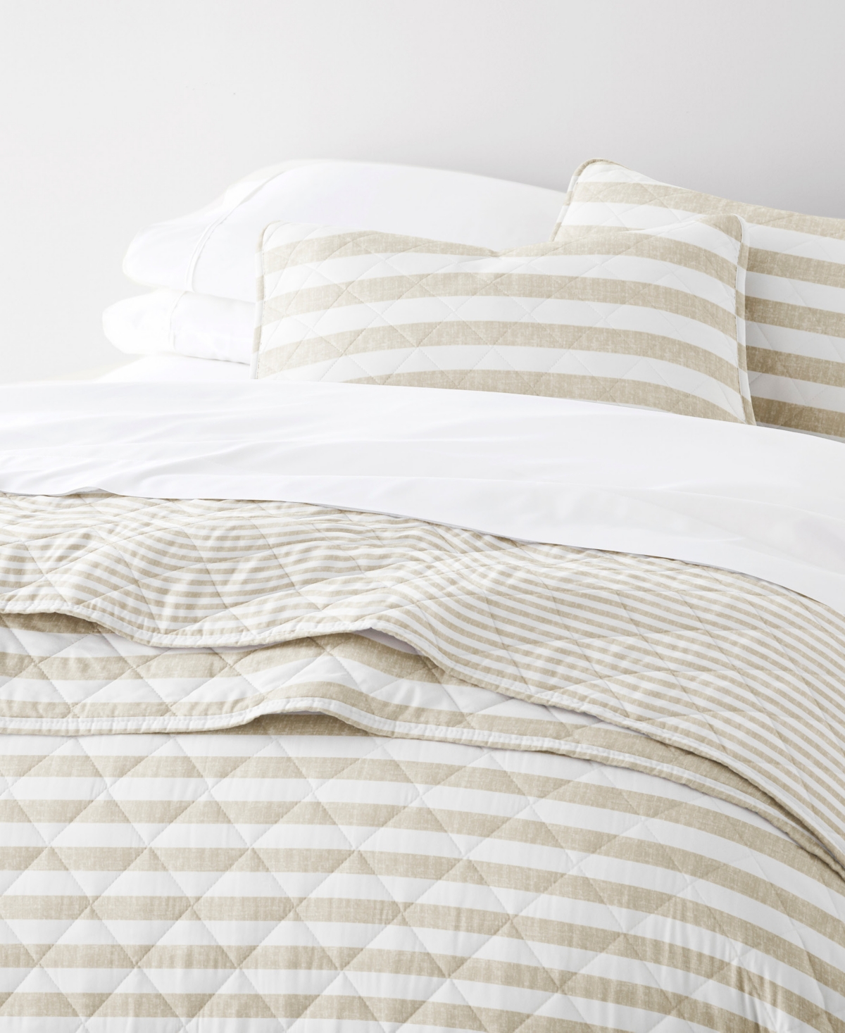 Ienjoy Home Classic Stripe Reversible 3-pc. Quilt Set, Full/queen