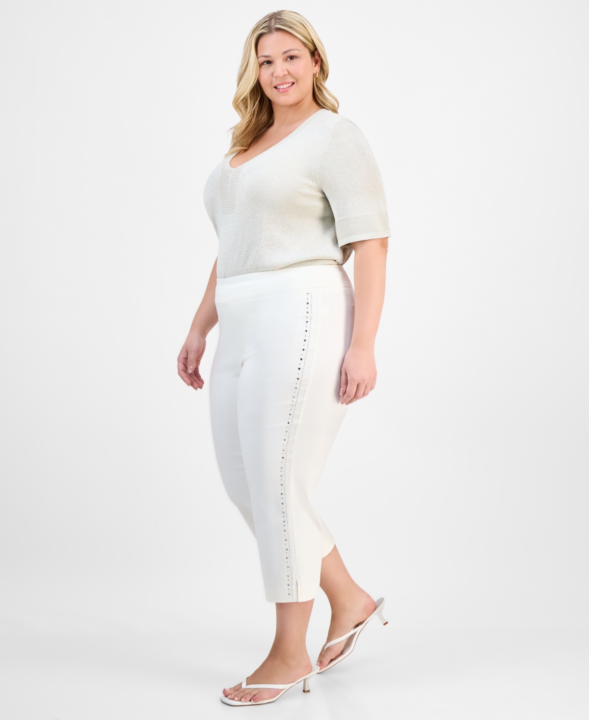 JM COLLECTION PLUS SIZE SIDE-EMBELLISHED CAPRI PANTS, EXCLUSIVELY AT MACY'S 