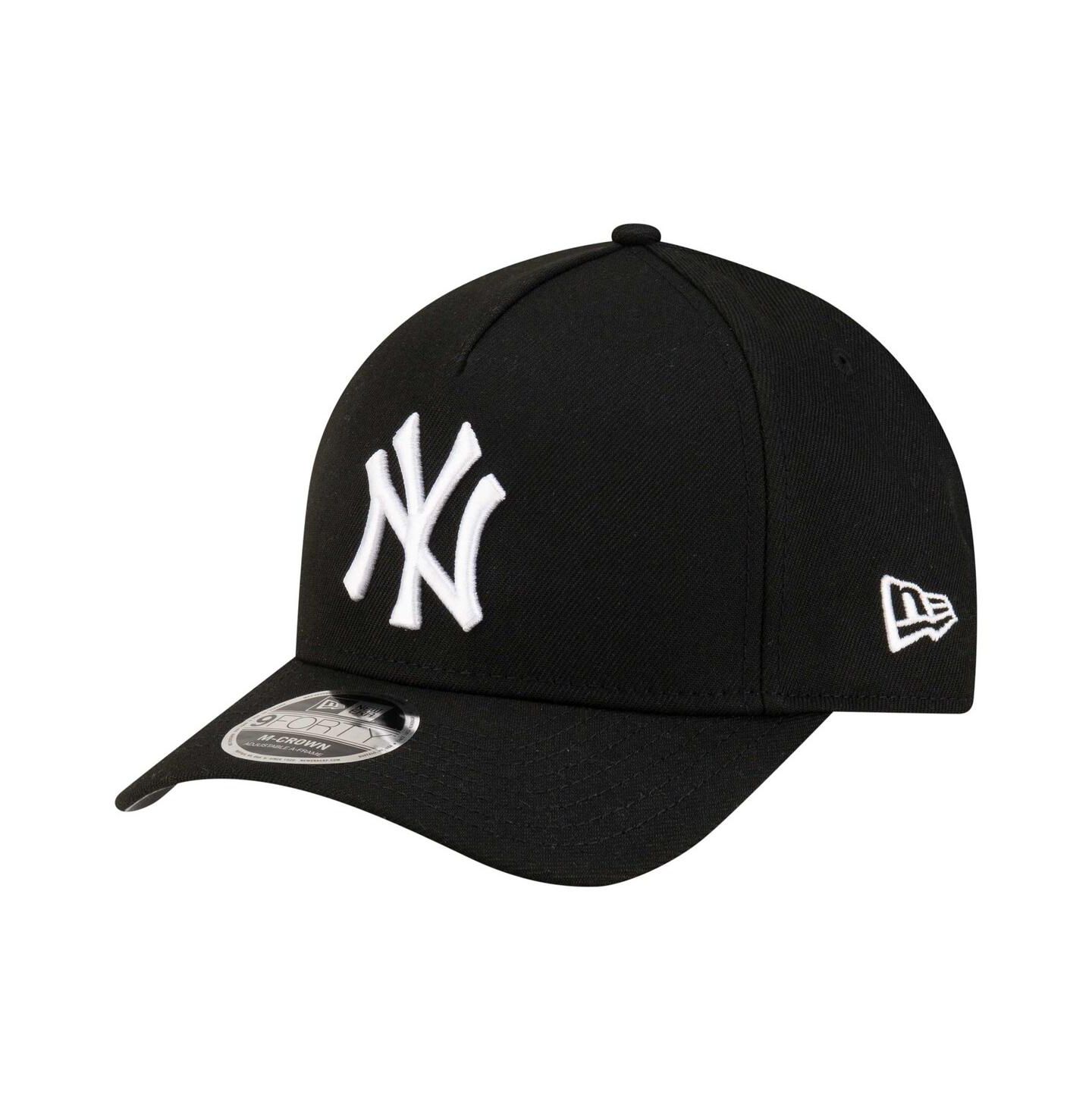 Мужская кепка New Era Black New York Yankees Player Replica 9FORTY Adjustable Hat — фото 1