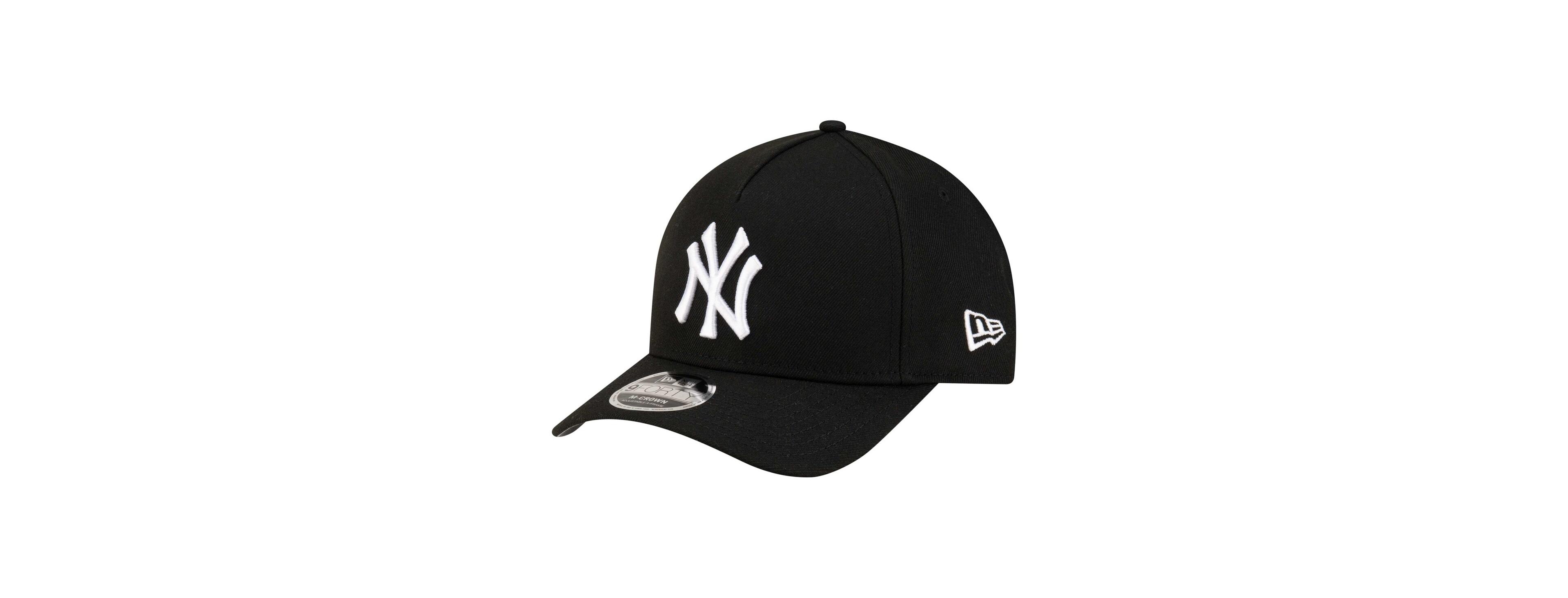 New Era Men's Black New York Yankees Player Replica 9FORTY Adjustable Hat