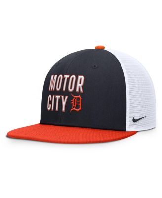 Men's Navy/Orange Detroit Tigers Pro Trucker Snapback Hat