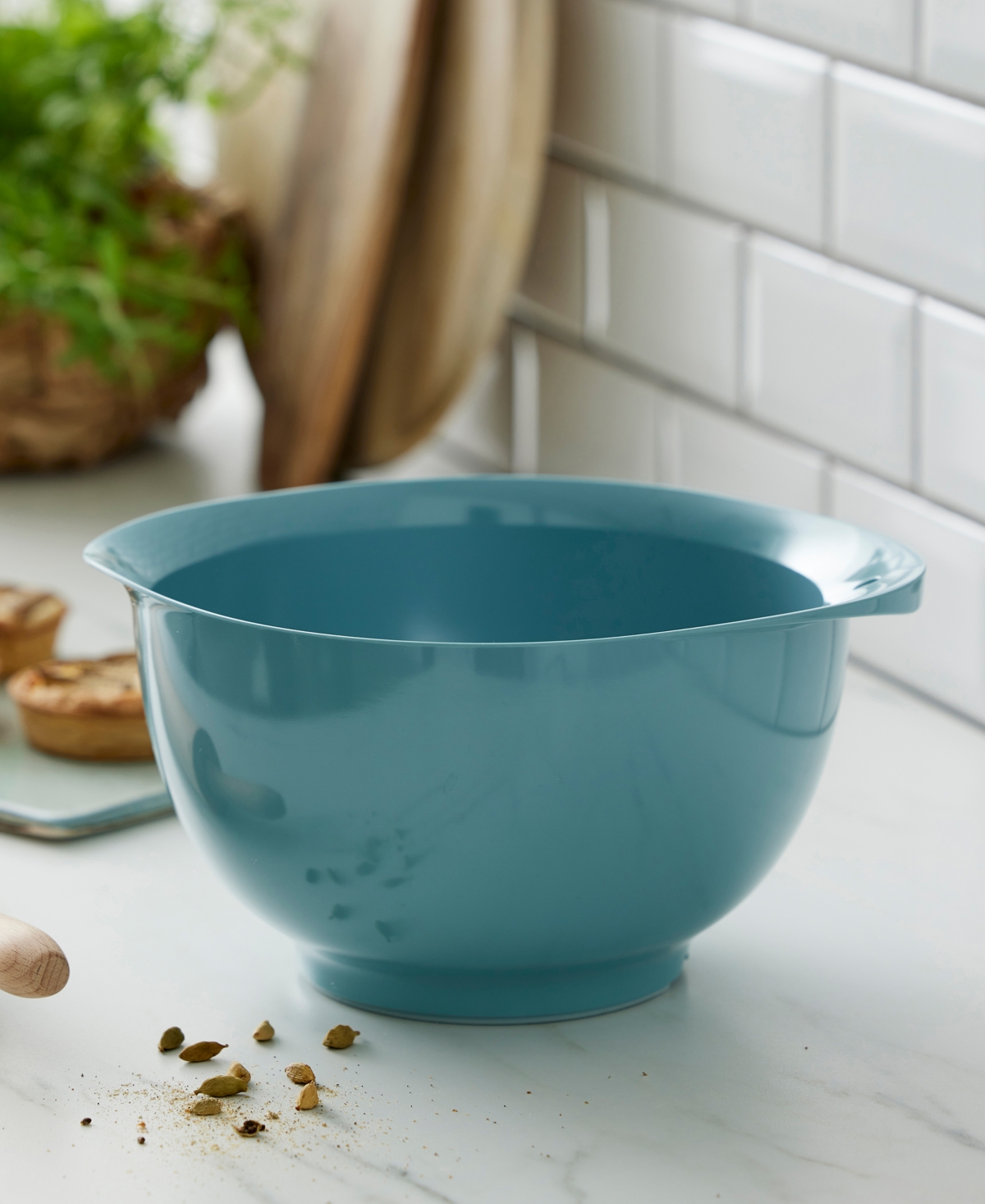 Rosti Victoria 3-quart Mixing Bowl In Nordic Green