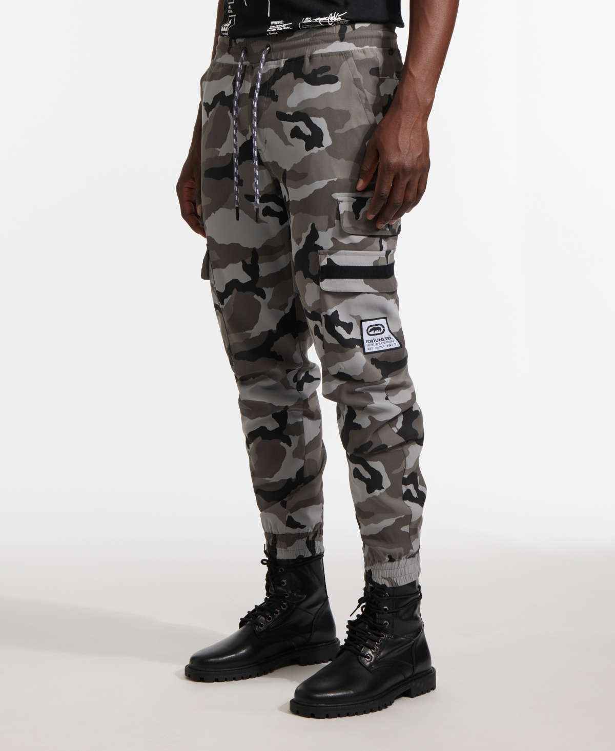 Ecko Unltd . Several Steps Cargo Jogger In Street Camo