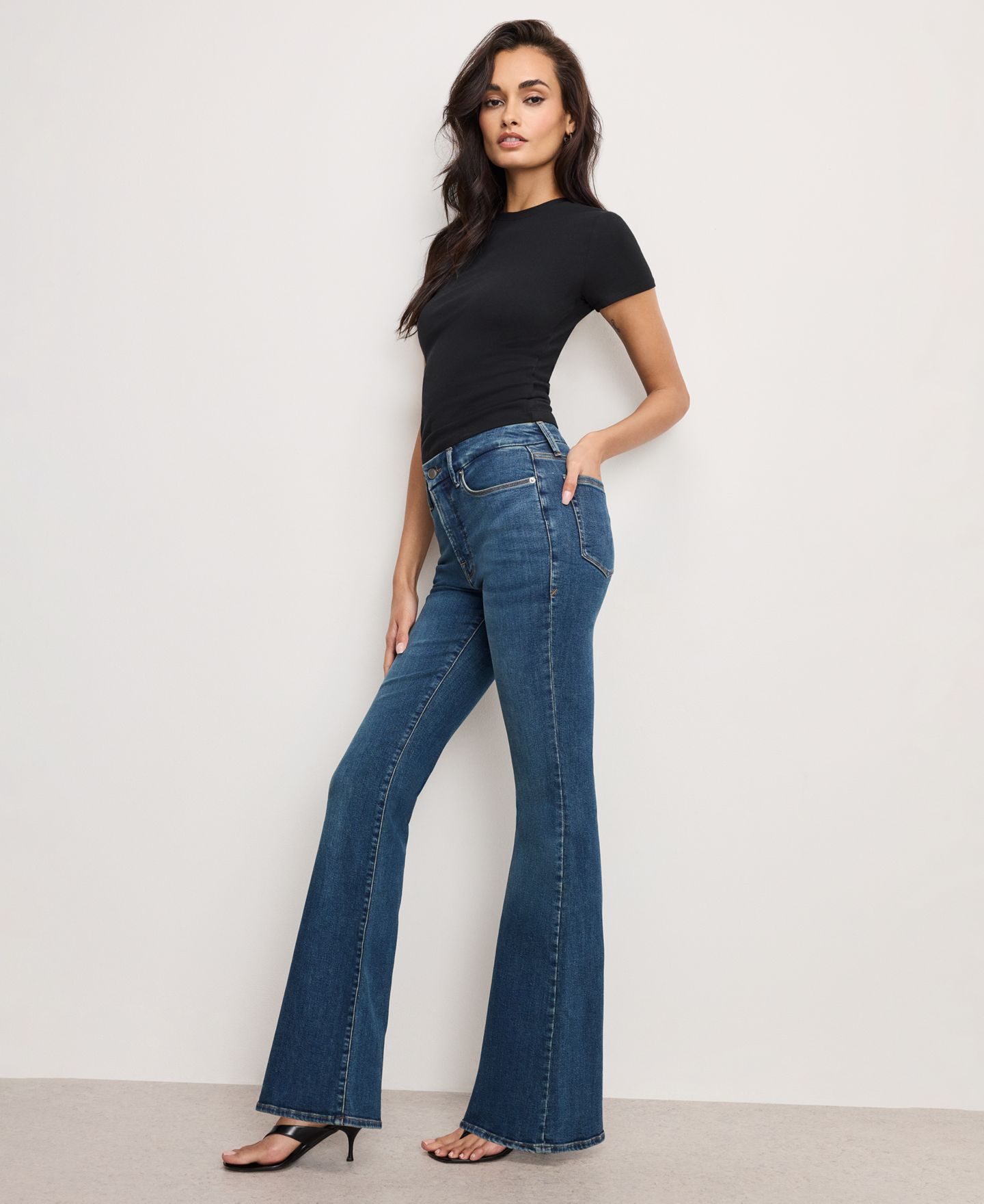 Женские джинсы Good American Good Legs Flare Jeans, Regular & Plus Size, цвет: Синий — фото 3