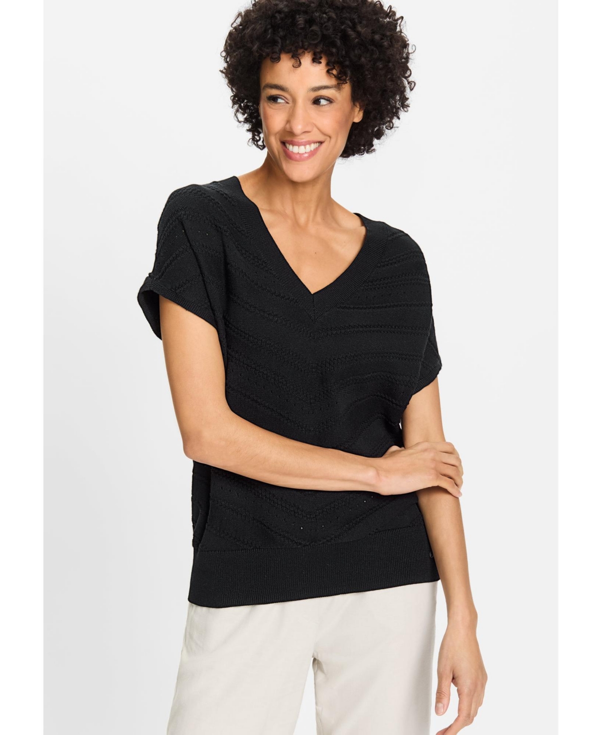 Women's Stitch Interest Sleeve Sweater - Black