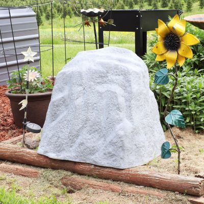 Outdoor Polyresin Landscape Rock Septic Cover with Stakes