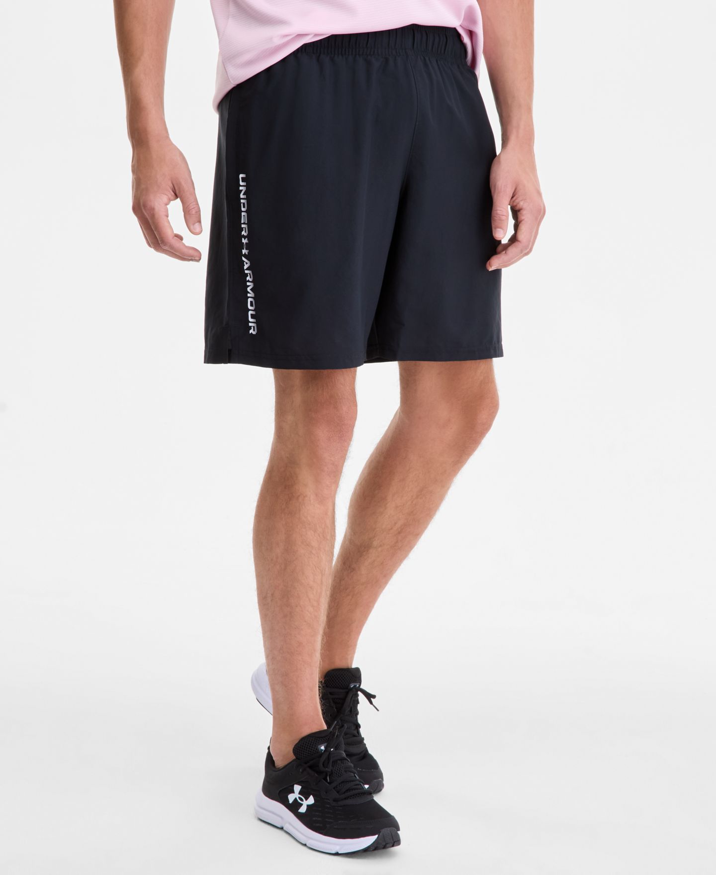 Мужские шорты Under Armour Moisture-Wicking Logo Tech, цвет: Чёрный / Белый — фото 3