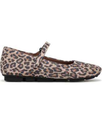 Women's Behold Round Toe Mary Jane Flats