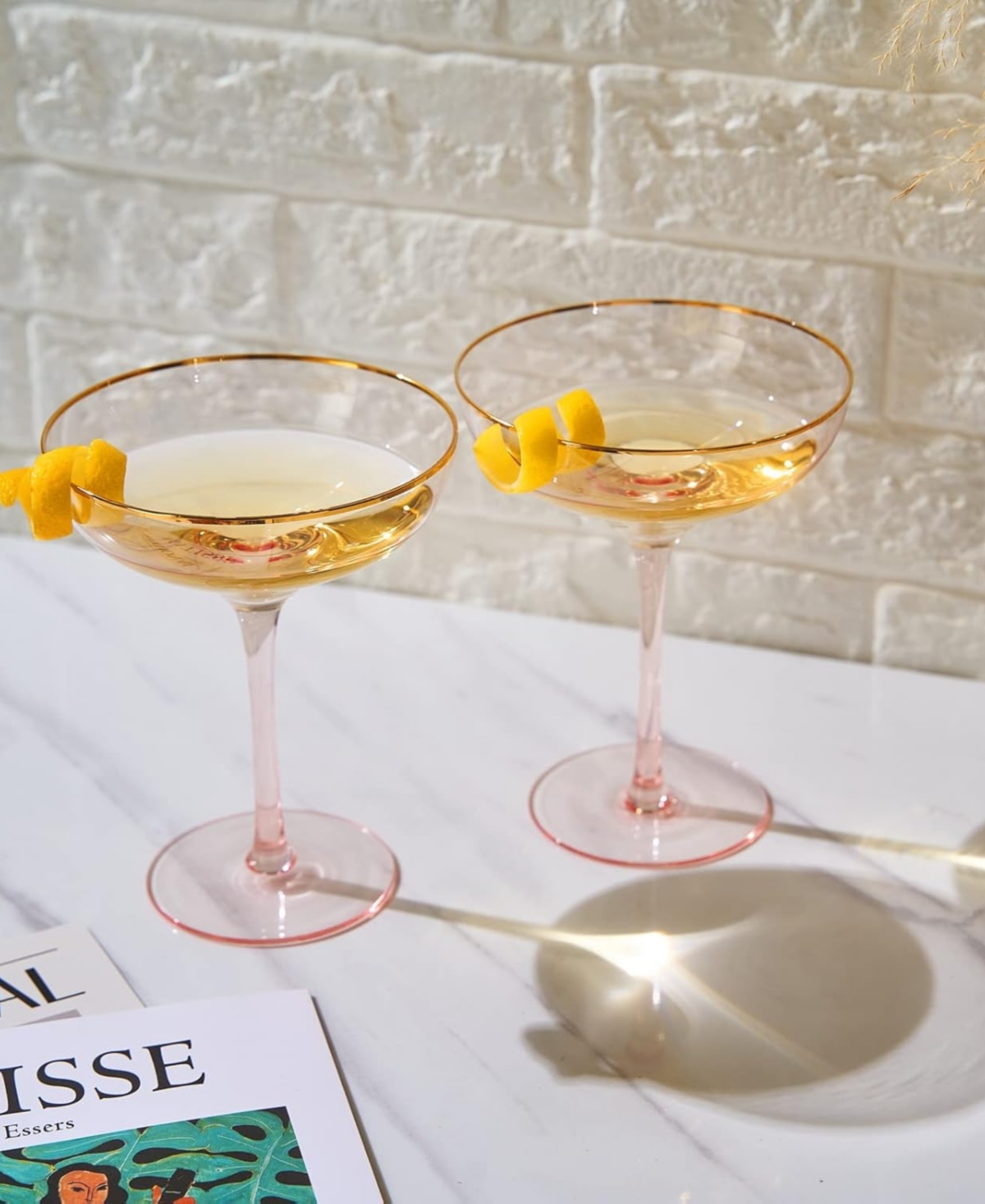 The Wine Savant Gilded Rim Coupe Glasses, Set Of 2 In Blush Pink