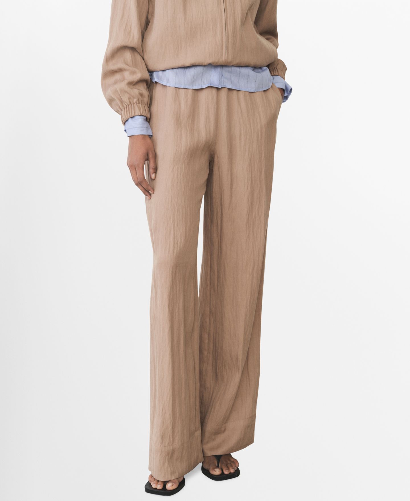 Женские брюки Mango Straight Lyocell Texture, цвет: Средний коричневый — фото 1