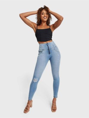 Women's Distressed High-Rise Sculpting Skinny Jeans