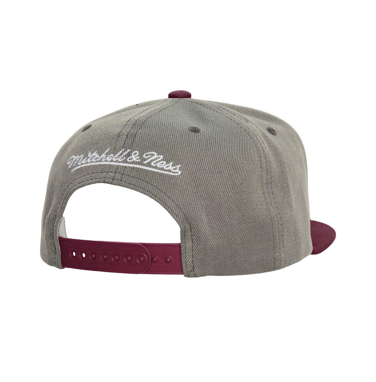 Мужская кепка Mitchell & Ness Gray Philadelphia Phillies Cooperstown Collection Basic Flip Snapback Hat — фото 2