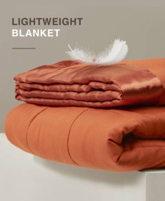 Windom Lightweight Down Alternative Satin Trim Blanket, Twin