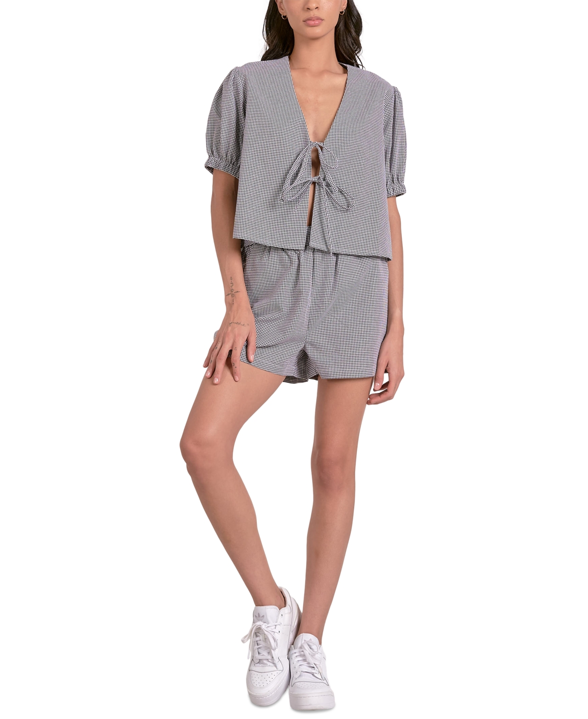 Shop Elan Women's Seersucker Tie-front Puff-sleeve Top