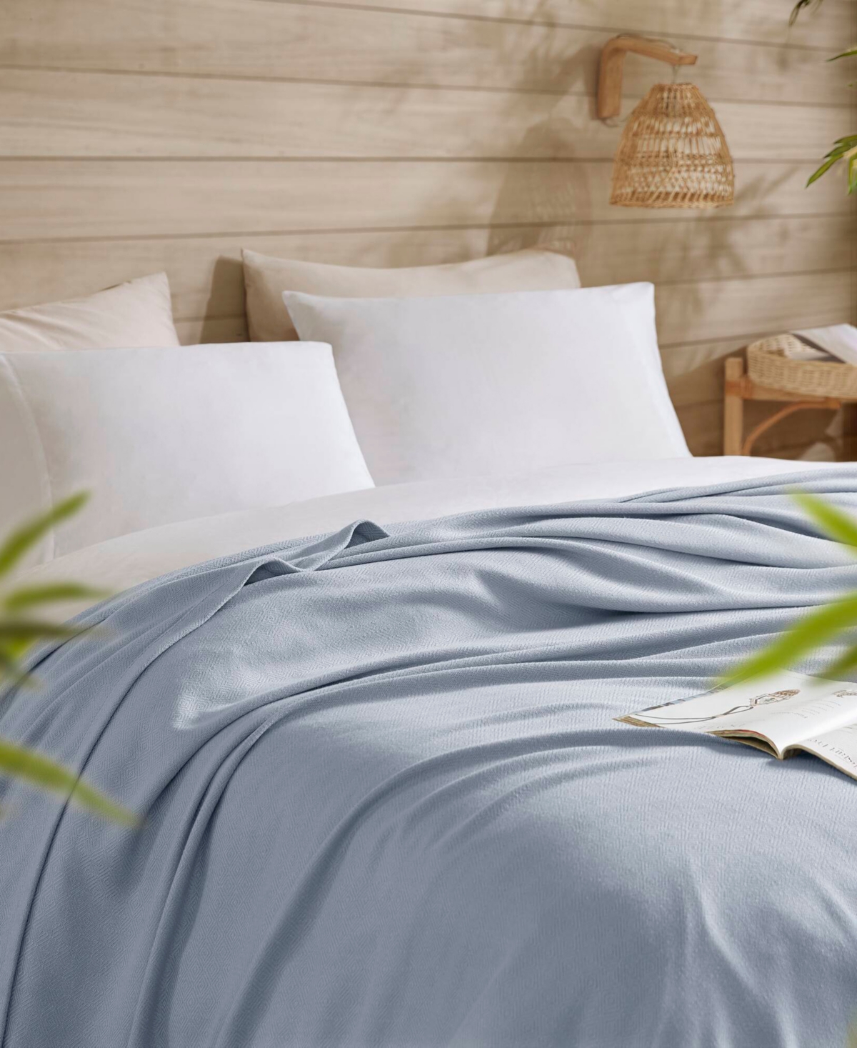 Madison Park Lightweight Breathable Blanket, Twin In Blue