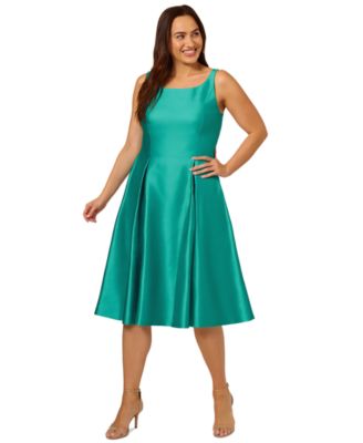 Plus Size Sleeveless Pleated Dress