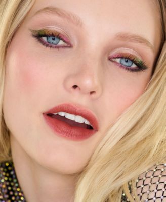 Stay All Day Chroma-Flash Liquid Eye Liner