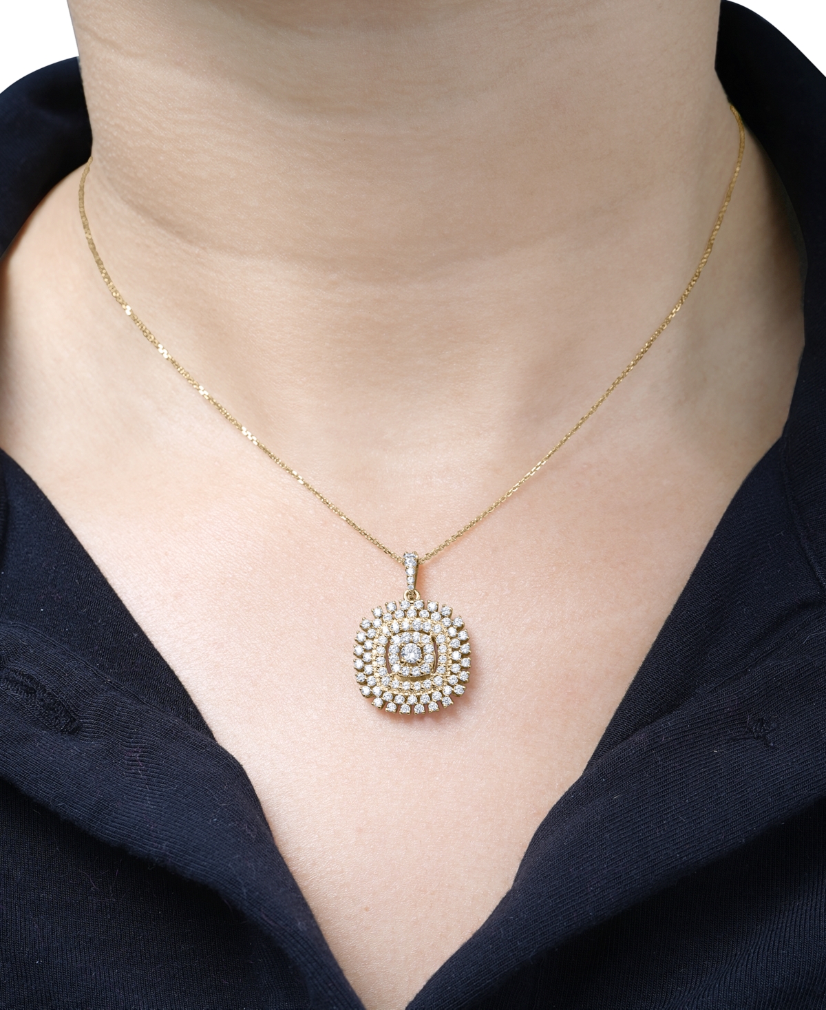 Diamond Openwork Cluster 18" Pendant Necklace (1 ct. t.w.) in 10k Gold, Exclusively at Macy's