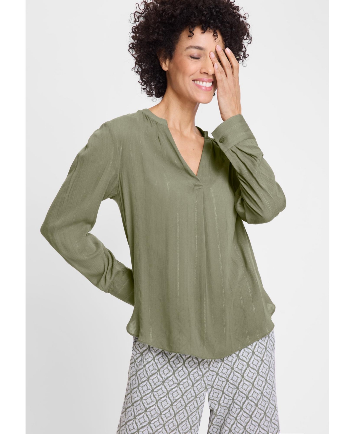 Women's Sparkle Stripe Tunic Blouse - Olive